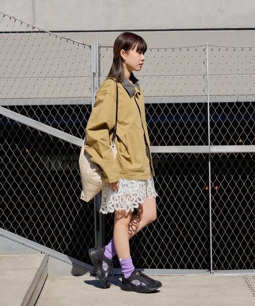 WHIMSIC(ウィムジック)の「【UNISEX】トラディショナルジャケット(ブルゾン・メンズ・ベージュ/チャコールグレー・FREE)」の17枚目の写真