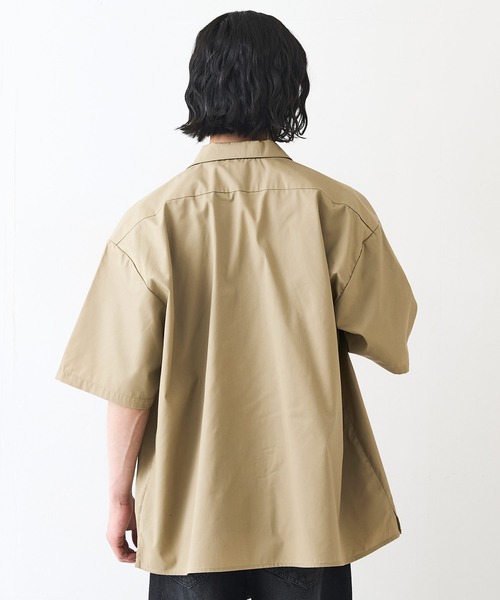 Dickies(ディッキーズ)の「【DICKIES/ディッキーズ】ライトTCツイルワークシャツ(シャツ/ブラウス・メンズ・ベージュ/グリーン/ブラック/チャコールグレー・MEDIUM/LARGE/X-LARGE)」の19枚目の写真