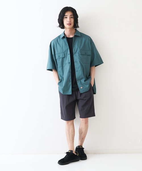 Dickies(ディッキーズ)の「【DICKIES/ディッキーズ】ライトTCツイルワークシャツ(シャツ/ブラウス・メンズ・ベージュ/グリーン/ブラック/チャコールグレー・MEDIUM/LARGE/X-LARGE)」の20枚目の写真