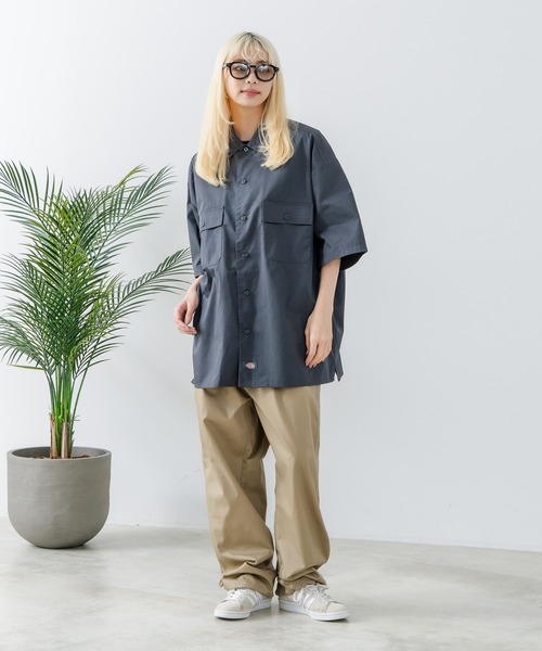 Dickies(ディッキーズ)の「【DICKIES/ディッキーズ】ライトTCツイルワークシャツ(シャツ/ブラウス・メンズ・ベージュ/グリーン/ブラック/チャコールグレー・MEDIUM/LARGE/X-LARGE)」の10枚目の写真