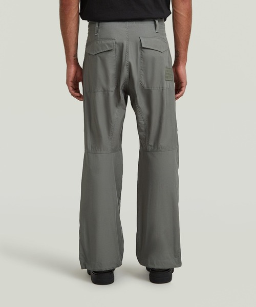 G-STAR(ジースター)の「BALLOON SHELL CARGO/立体裁断ライトウェイトバルーンワイドルーズカーゴパンツ(カーゴパンツ・メンズ・グレー・29/30/30/30/31/30/32/30/28/30/33/30/34/30/36/30)」の2枚目の写真