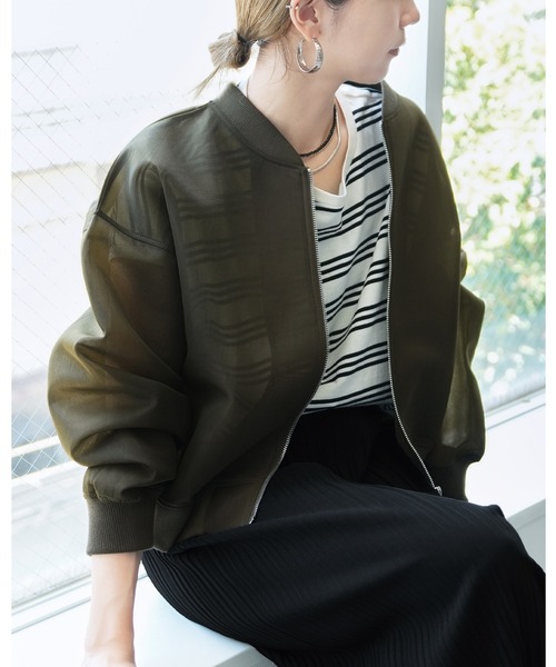 reca（レカ）の「ダンボールシアーMA-1（MA-1・レディース・ブラック/ホワイト/カーキ/モカ・M）」の4枚目の写真