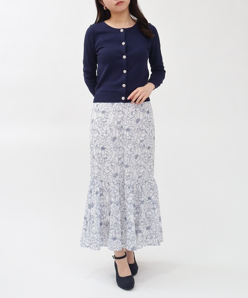 ASTORIA ODIER（アストリアオディール）の「(冷房対策) ジュエリーボタンカーディガン（カーディガン/ボレロ・レディース・ネイビー/ホワイト/ライトグレー/ピンク・SMALL/MEDIUM/LARGE）」の6枚目の写真