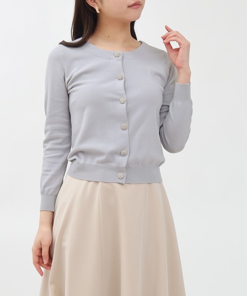ASTORIA ODIER（アストリアオディール）の「(冷房対策) ジュエリーボタンカーディガン（カーディガン/ボレロ・レディース・ネイビー/ホワイト/ライトグレー/ピンク・SMALL/MEDIUM/LARGE）」の7枚目の写真