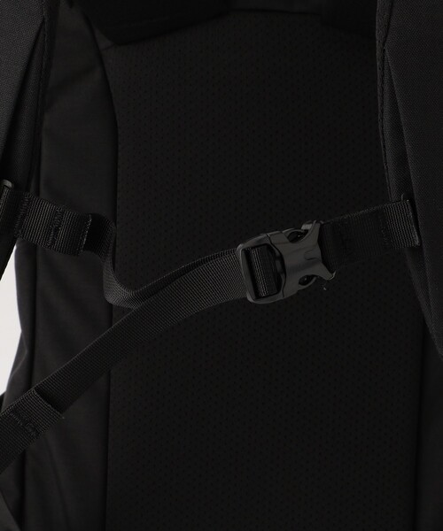 MYSTERY RANCH（ミステリーランチ）の「MYSTERY RANCH/ミステリーランチ CATALYST 22（バックパック/リュック・メンズ・ブラック・ONE SIZE）」の3枚目の写真