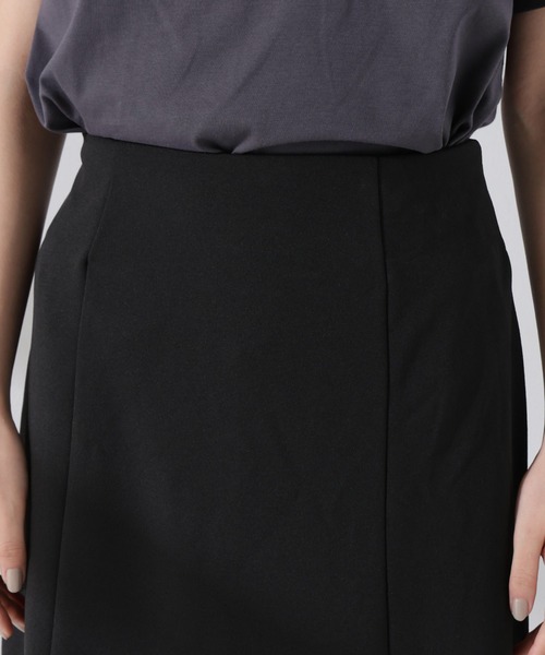 NANO universe（ナノユニバース）の「カットジョーゼットフレアスカート（セットアップ可）（スカート・レディース・ブラック/グレー/キャメル・FREE）」の7枚目の写真