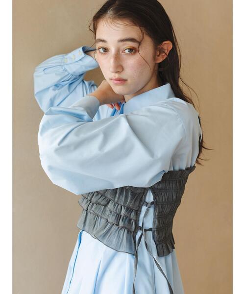 so4u(ソーフォーユー)の「フリルビスチェ(シャツ/ブラウス・レディース・グレー/ピンク・F)」の6枚目の写真