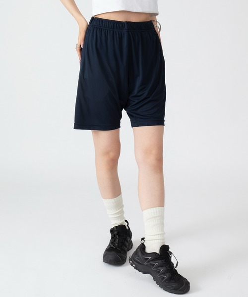 United Athle（ユナイテッドアスレ）の「【United Athle】4.4オンス ドライスムース リサイクルポリエステル ショーツ ハーフパンツ UVカット 紫外線カット 吸水速乾 ジム ヨガ ランニング トレーニング 5702（スウェットパンツ・レディース・ブラック/ダークグリーン/ネイビー/ダークパープル/スミクロ/グレイッシュブルー・L/XL/S/M）」の18枚目の写真