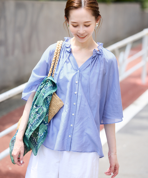 SLOBE IENA（スローブイエナ）の「シルク混フリルカラー5分袖ブラウス