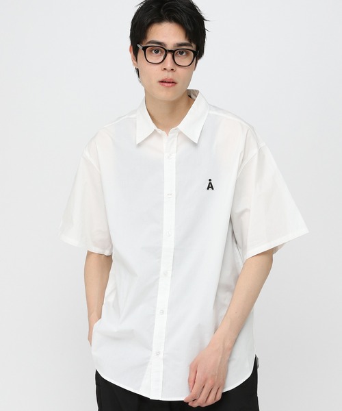 3.3 Field Trip （3.3フィールドトリップ）の「【UNISEX】ALAND／Ａロゴ無地半袖シャツ（シャツ/ブラウス・レディース・ブルー/ホワイト・SMALL/MEDIUM）」の17枚目の写真