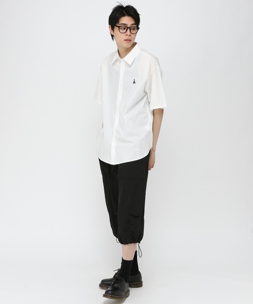 3.3 Field Trip （3.3フィールドトリップ）の「【UNISEX】ALAND／Ａロゴ無地半袖シャツ（シャツ/ブラウス・レディース・ブルー/ホワイト・SMALL/MEDIUM）」の22枚目の写真