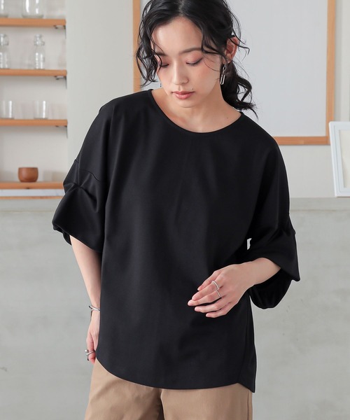 n'OrLABEL(ノアールレーベル)の「【機能素材】『袖タックTシャツ』(Tシャツ/カットソー・レディース・テラコッタ/グリーン/ネイビー/ブラック/オフホワイト/ブルー/グレー・FREE)」の3枚目の写真