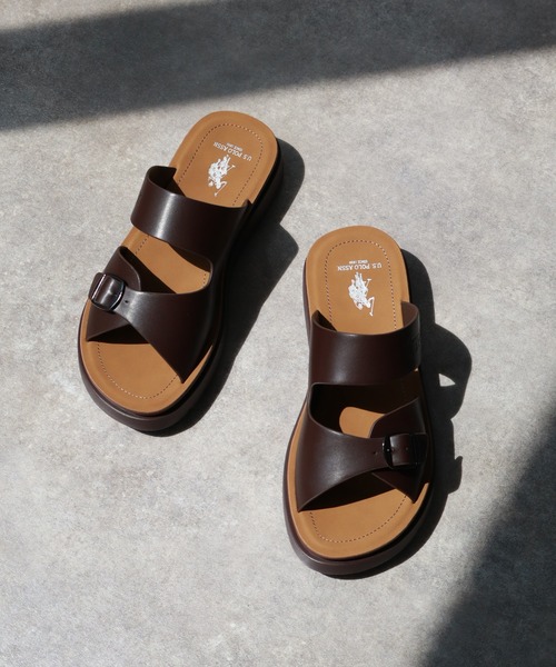 U.S. POLO ASSN.（ユーエスポロアッスン）の「【U.S. POLO ASSN./ユーエスポロアッスン】 ダブルベルト リカバリースライドサンダル（サンダル・メンズ・ブラウン/ブラック・LL/M/L）」の2枚目の写真