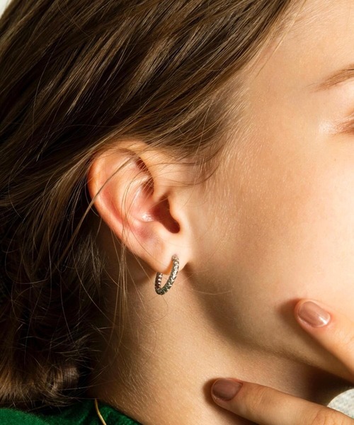 クラッシュフープピアス（ピアス（両耳用））｜THE LIMELY
