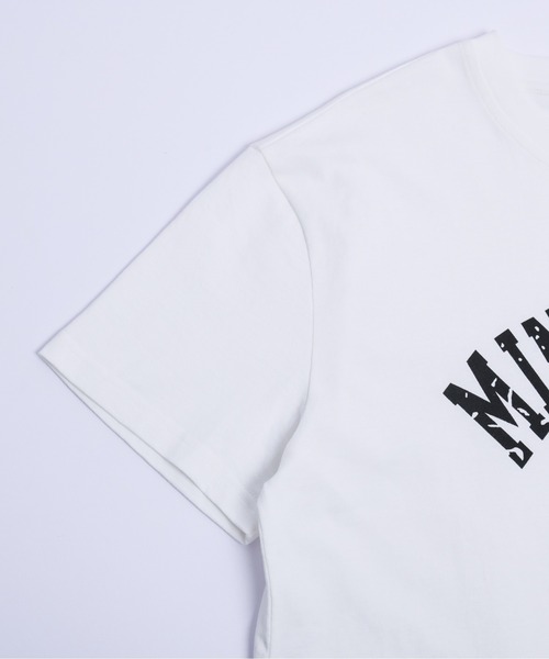 AMELY(エミリー)の「カレッジロゴ オーバーサイズTシャツ(Tシャツ/カットソー・レディース・ホワイト/ブラック・フリー)」の3枚目の写真