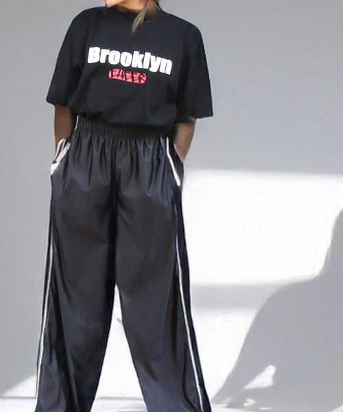 CHEER(チアー)の「BrooklynプリントBIGTEE(Tシャツ/カットソー・レディース・ホワイト/ブラック・S/M/L)」の4枚目の写真