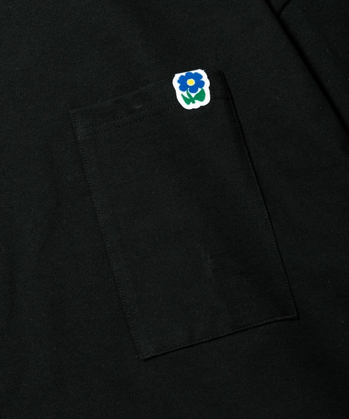 rehacer(レアセル)の「rehacer : Hemline One Flower L/S / ヘムラインワンフラワーポケットロングスリーブカットソー(Tシャツ/カットソー・メンズ・ブラック/グレー/ホワイト・MEDIUM/LARGE/X-LARGE/SMALL)」の6枚目の写真