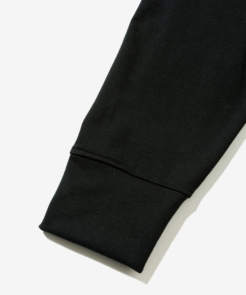 rehacer(レアセル)の「rehacer : Hemline One Flower L/S / ヘムラインワンフラワーポケットロングスリーブカットソー(Tシャツ/カットソー・メンズ・ブラック/グレー/ホワイト・MEDIUM/LARGE/X-LARGE/SMALL)」の5枚目の写真