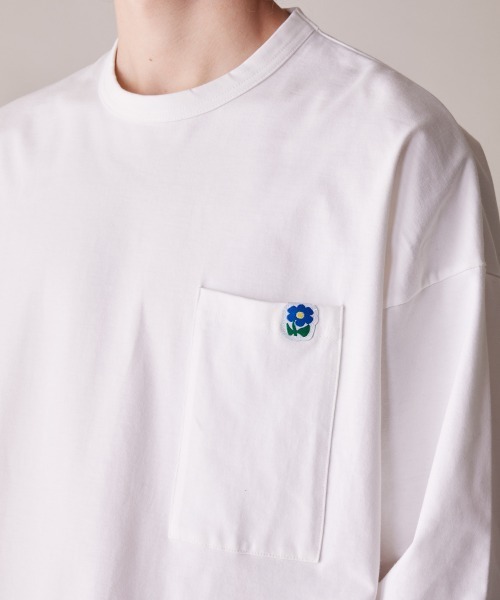 rehacer(レアセル)の「rehacer : Hemline One Flower L/S / ヘムラインワンフラワーポケットロングスリーブカットソー(Tシャツ/カットソー・メンズ・ブラック/グレー/ホワイト・MEDIUM/LARGE/X-LARGE/SMALL)」の17枚目の写真