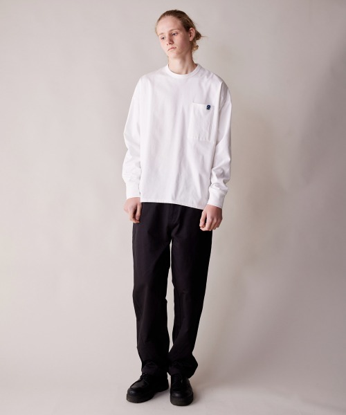 rehacer(レアセル)の「rehacer : Hemline One Flower L/S / ヘムラインワンフラワーポケットロングスリーブカットソー(Tシャツ/カットソー・メンズ・ブラック/グレー/ホワイト・MEDIUM/LARGE/X-LARGE/SMALL)」の14枚目の写真