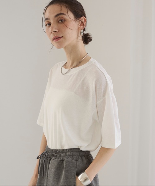 ANGIE(アンジー)の「シアー スラブ Tシャツ(Tシャツ/カットソー・レディース・ブルー系その他/ホワイト系その他/キャメル/オフホワイト/ブラック/ブラウン系その他・FREE)」の2枚目の写真