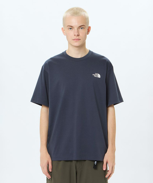 THE NORTH FACE(ザノースフェイス)の「THE NORTH FACE / ザ ノースフェイス バンダナ スクエア ロゴ Tシャツ(Tシャツ/カットソー・メンズ・チャコールグレー/ブラック/ネイビー・MEDIUM/LARGE/X-LARGE)」の6枚目の写真