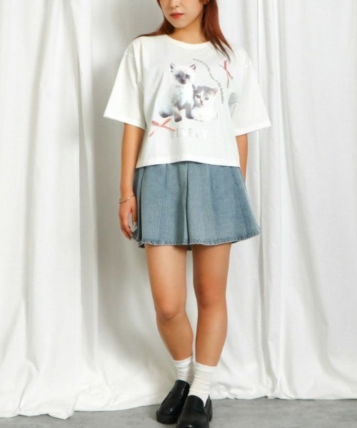 GORGE(ゴージ)の「《立体リボン×猫プリント》レディース 半袖Tシャツ クロップド丈 映えカジュアル 春夏秋(Tシャツ/カットソー・レディース・オフホワイト/ブラック/ブルー・F)」の5枚目の写真
