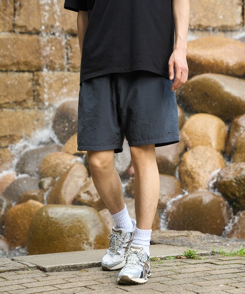 WHITE MOUNTAINEERING(ホワイトマウンテニアリング)の「【White Mountaineering / ホワイトマウンテニアリング】別注 ONE EYELET ACTIVE SHORTS(その他パンツ・メンズ・ブラック/ダークグレー/ネイビー/ホワイト・3/2/0/1)」の3枚目の写真