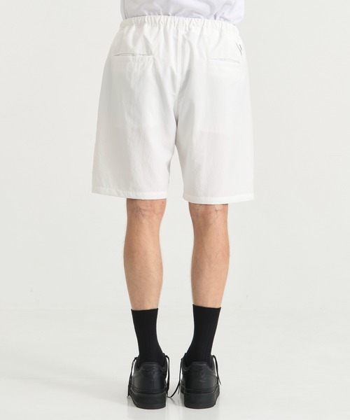 WHITE MOUNTAINEERING(ホワイトマウンテニアリング)の「【White Mountaineering / ホワイトマウンテニアリング】別注 ONE EYELET ACTIVE SHORTS(その他パンツ・メンズ・ブラック/ダークグレー/ネイビー/ホワイト・3/2/0/1)」の19枚目の写真