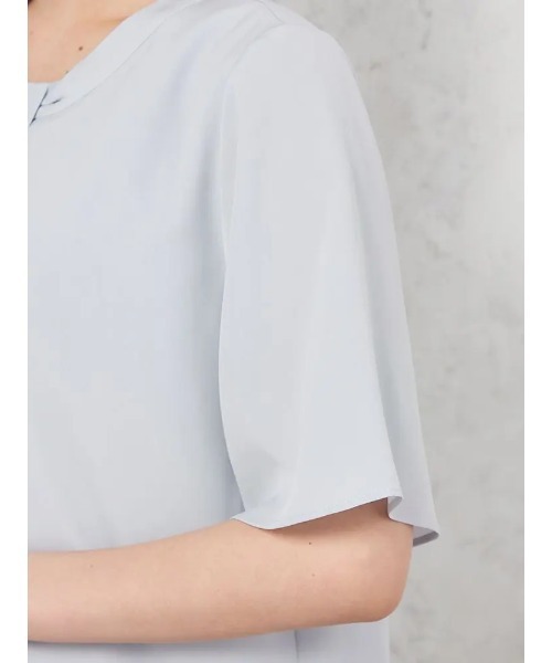HARUYAMA（ハルヤマ）の「【UVカット】2WAYタイ風バ－付ブラウス 5分袖 透けにくい ウォッシャブル SOFFICE（シャツ/ブラウス・レディース・ホワイト/ブルー・S/M/L/LL）」の9枚目の写真