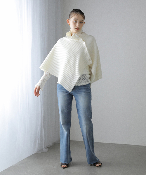 La TOTALITE（ラトータリテ）の「many way ウールケープストール（ストール/ショール・レディース・チャコールグレー/キャメル/アイボリー・FREE）」の20枚目の写真