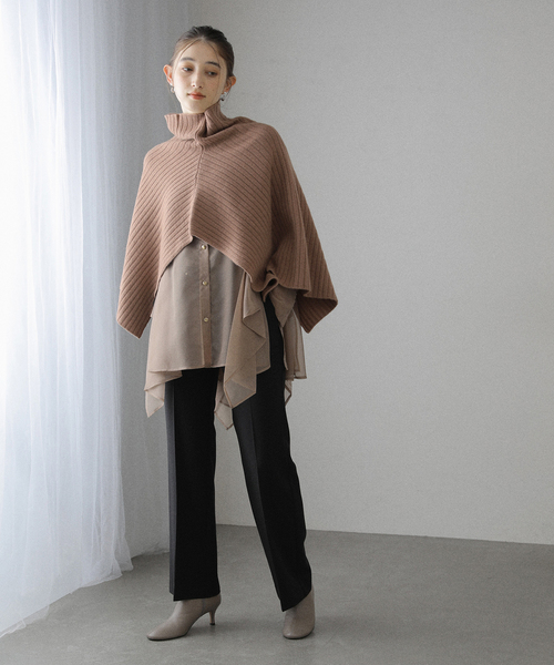 La TOTALITE（ラトータリテ）の「many way ウールケープストール（ストール/ショール・レディース・チャコールグレー/キャメル/アイボリー・FREE）」の22枚目の写真