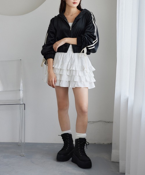 one after another NICE CLAUP（ワンアフターアナザーナイスクラップ）の「サイドラインリボンパーカー（パーカー・レディース・ブラック/モカ/ホワイト/グレー・FREE）」の7枚目の写真