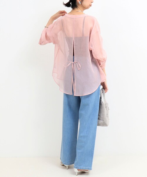 MICO COULIER（ミコクリエ）の「シアーリネンライクシャツ（シャツ/ブラウス・レディース・ベージュ/チャコールグレー/ライトブルー/ベビーピンク・38）」の22枚目の写真