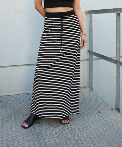 FIG&VIPER（フィグアンドバイパー）の「ボーダーロングSK（スカート・レディース・ブラック・FREE）」の4枚目の写真