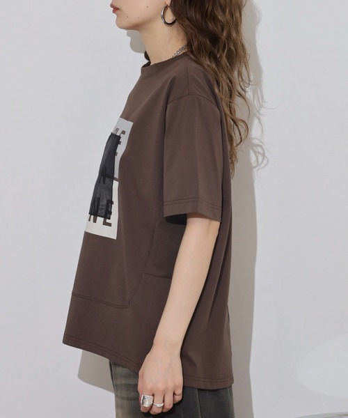 EGLANTINE(エグランティーヌ)の「EGLANTINE 箔プリントオーガンジーカットソー(Tシャツ/カットソー・レディース・ダークブラウン/サンドベージュ/ブラック・38)」の22枚目の写真