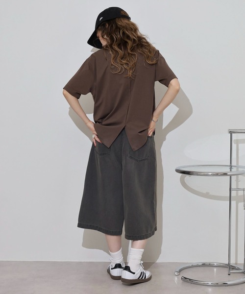 EGLANTINE(エグランティーヌ)の「EGLANTINE 箔プリントオーガンジーカットソー(Tシャツ/カットソー・レディース・ダークブラウン/サンドベージュ/ブラック・38)」の15枚目の写真