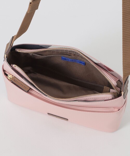 BLUE LABEL CRESTBRIDGE（ブルーレーベルクレストブリッジ）の「パーシャルクレストブリッジチェックナイロンミニショルダー（ショルダーバッグ・レディース・ブラック/ライトピンク/ダークネイビー・FREE）」の14枚目の写真