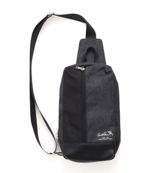 Arnold Palmer（アーノルドパーマー）の「メランジ×フェイクレザー パネル ボディバッグ（ボディバッグ/ウエストポーチ・メンズ・ネイビー/ブラック/チャコールグレー・F）」の5枚目の写真