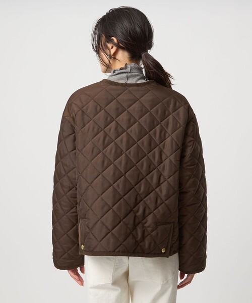 Traditional Weatherwear（トラディショナルウェザーウェア）の「【別注】＜Traditional Weatherwear＞ARKLEY Aライン キルティング ショート コート（ノーカラーコート・レディース・ブラック/ダークブラウン・32/34）」の13枚目の写真