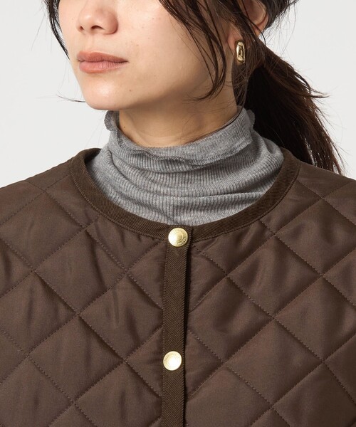 Traditional Weatherwear（トラディショナルウェザーウェア）の「【別注】＜Traditional Weatherwear＞ARKLEY Aライン キルティング ショート コート（ノーカラーコート・レディース・ブラック/ダークブラウン・32/34）」の14枚目の写真