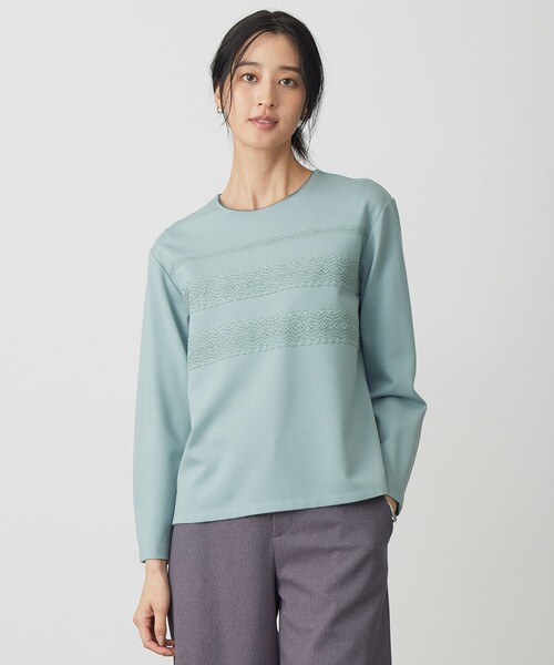 J.PRESS Ladies(J.プレス レディス)の「アモーレポンチ レース カットソー(Tシャツ/カットソー・レディース・ライトグリーン系/アイボリー系/ライトグレー系/グレー系・SMALL)」の4枚目の写真