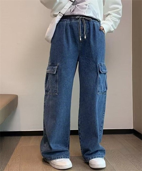 FREE STYLISTS(フリー スタイリスト)の「ゴムウエスト デニムワイド カーゴパンツ(デニムパンツ・レディース・ブルー/ブラック・M/L/XL/2XL/3XL/S)」の10枚目の写真