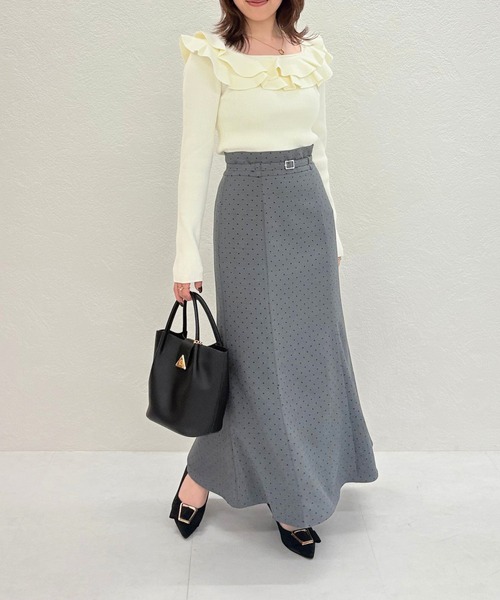 31 Sons de mode（トランテアン　ソン　ドゥ　モード）の「2025秋冬新作 フリルカラーニット（ニット/セーター・レディース・ピンク/ブラック/オフホワイト・ﾌﾘ-）」の4枚目の写真