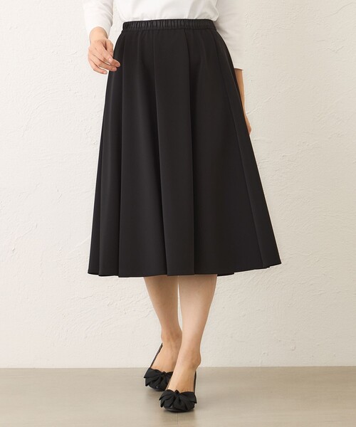 TO BE CHIC(トゥー ビー シック)の「マットストレッチダンボール スカート(スカート・レディース・ブラック/ピンク系その他2・40/42)」の2枚目の写真