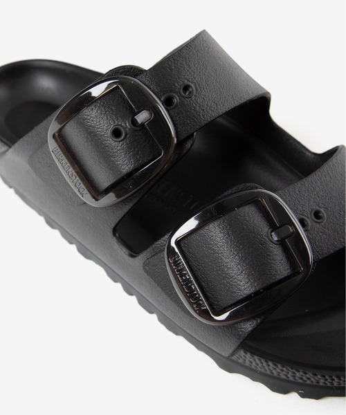 BIRKENSTOCK（ビルケンシュトック）の「BIRKENSTOCK ARIZONA BIG BUCKLE ビルケンシュトック アリゾナ ビッグ バックル サンダル（サンダル・レディース・ブラック・37/38/36）」の7枚目の写真