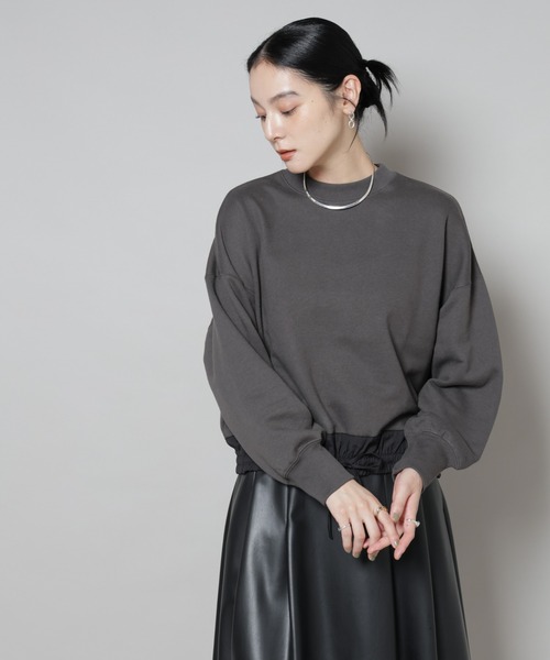 NANO universe（ナノユニバース）の「ブロード切替クルーネック裏毛トップス（Tシャツ/カットソー・レディース・グレー/ネイビー/チャコール・FREE）」の2枚目の写真