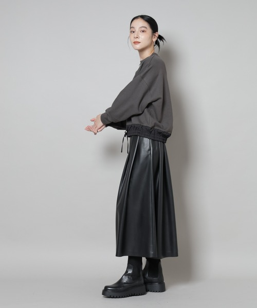 NANO universe（ナノユニバース）の「ブロード切替クルーネック裏毛トップス（Tシャツ/カットソー・レディース・グレー/ネイビー/チャコール・FREE）」の20枚目の写真