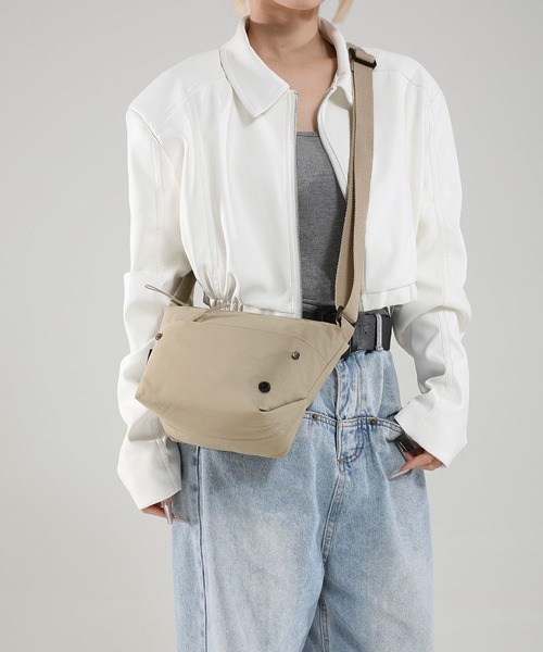 Miniministore(ミニミニストア)の「ミニショルダーバッグ 軽量斜めがけバッグ(ショルダーバッグ・レディース・アイボリー/ブラック/カーキ/キャメル/ラベンダー/ベージュ・FREE)」の1枚目の写真
