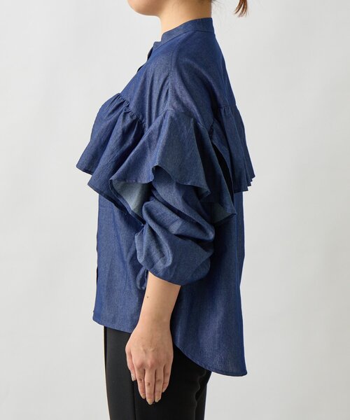 un dix cors（アンディコール）の「《主役級アイテム◎》シャーリングデニムブラウス（シャツ/ブラウス・レディース・サックスブルー/インディゴブルー・FREE）」の11枚目の写真
